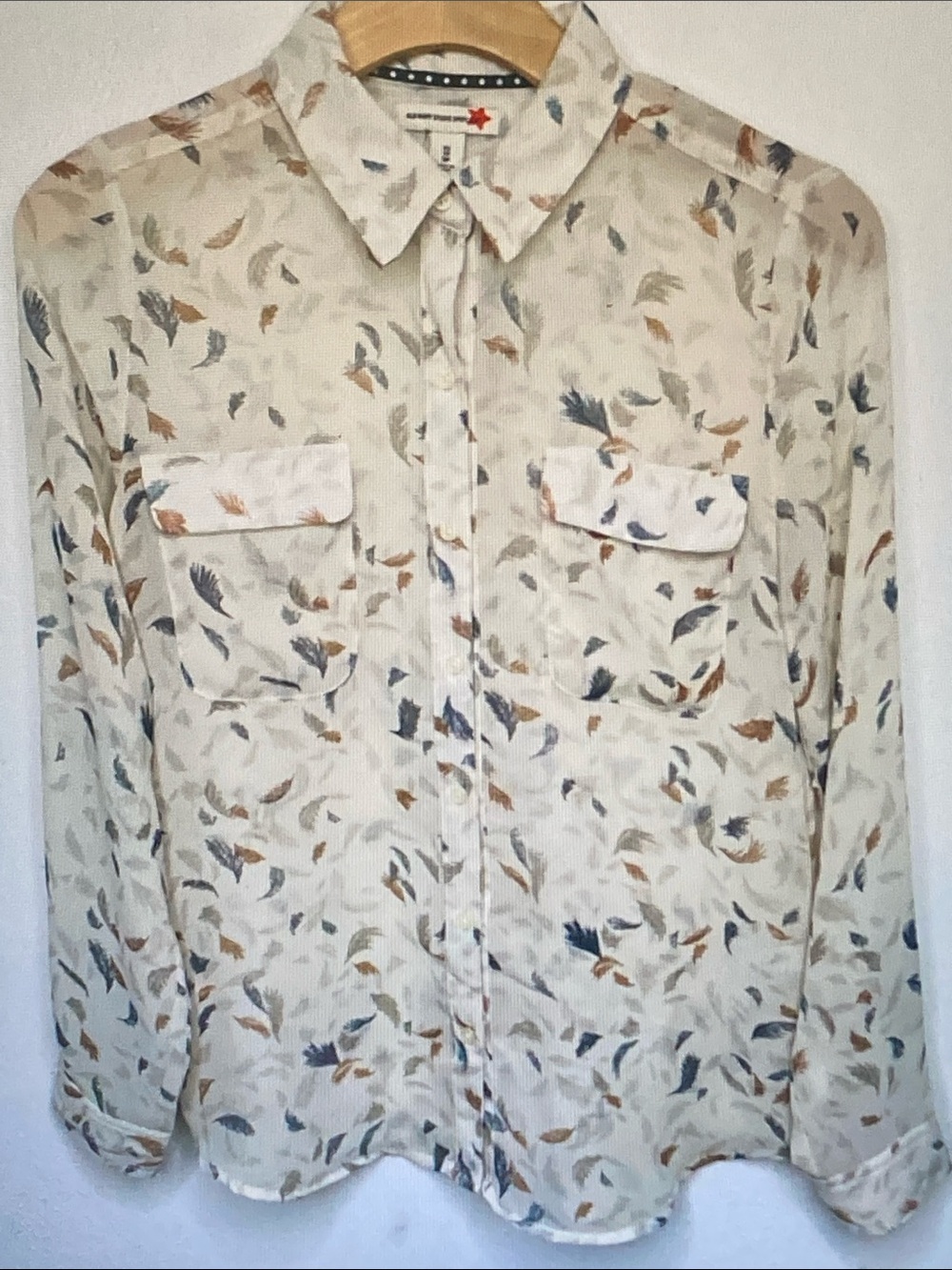 Old Navy Cream Blouse with Blue and Tan Feather Motif